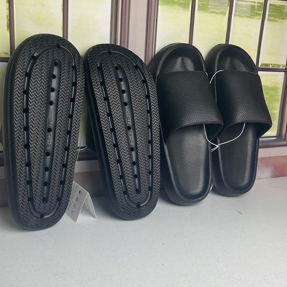 Mesh Beach Comfy Anti-Slip Pillow Slides - Picture 1 of 4